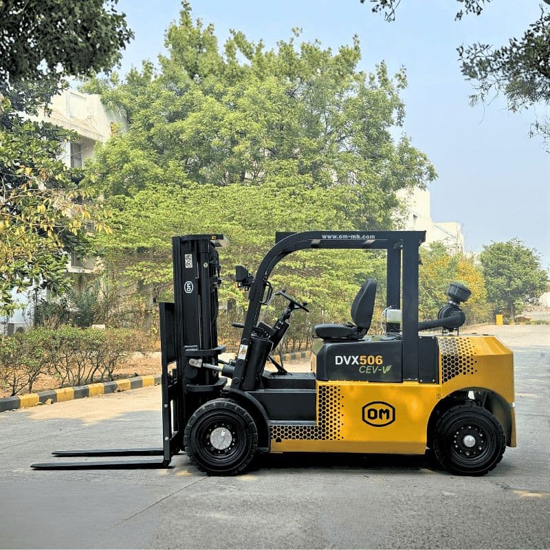 NAF Texnika Avtoyükləyici / Forklift İcarəsi Bakı